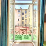 New Charming 1br Hyper Centre With Balcony And Ac *