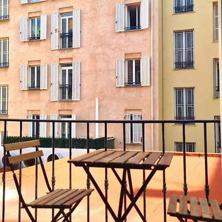 Apartman New Charming 1br Hyper Centre With Balcony And Ac Nizza