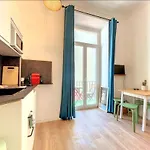New Charming 1br Hyper Centre With Balcony And Ac ניס