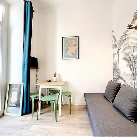 New Charming 1br Hyper Centre With Balcony And Ac * نيس