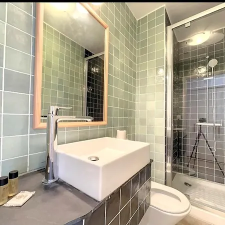 アパート New Charming 1br Hyper Centre With Balcony And Ac