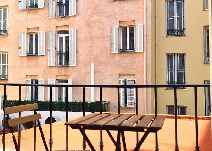 Lejlighed New Charming 1br Hyper Centre With Balcony And Ac Nice