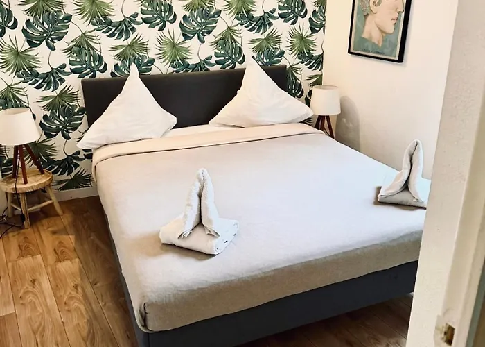 Lejlighed New Charming 1br Hyper Centre With Balcony And Ac Nice